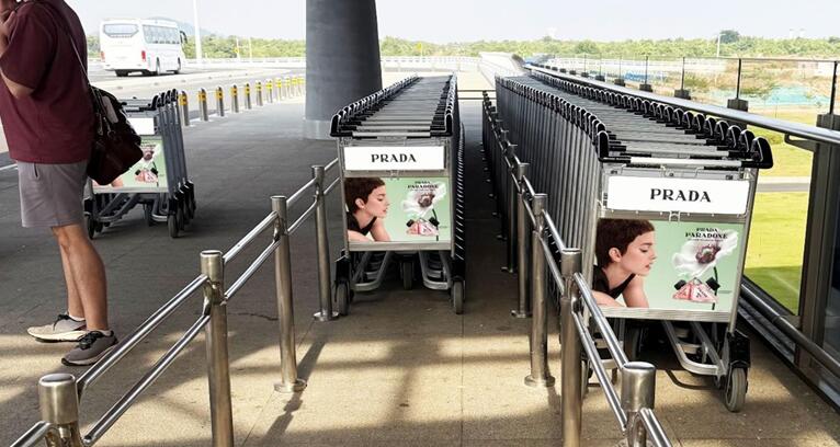 柬埔寨機(jī)場(chǎng)廣告